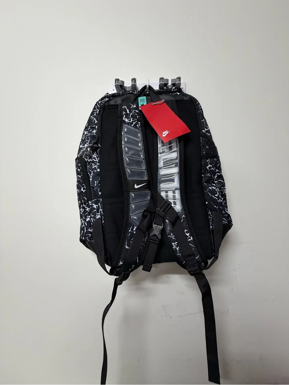 Nike Navy Everyday Backpack with Reflective Detail